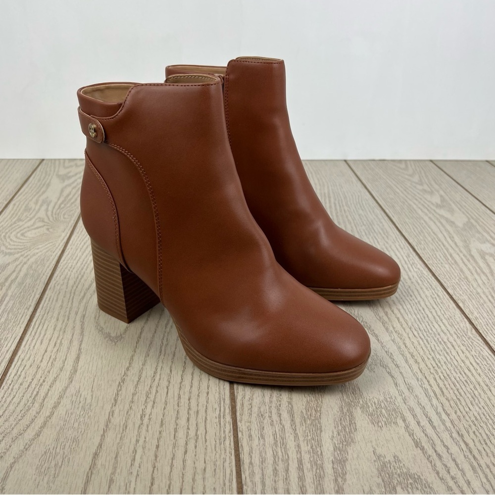 Giani Bernini Women's Trumann Memory Foam Block Heel Dress Booties 10M Cinnamon